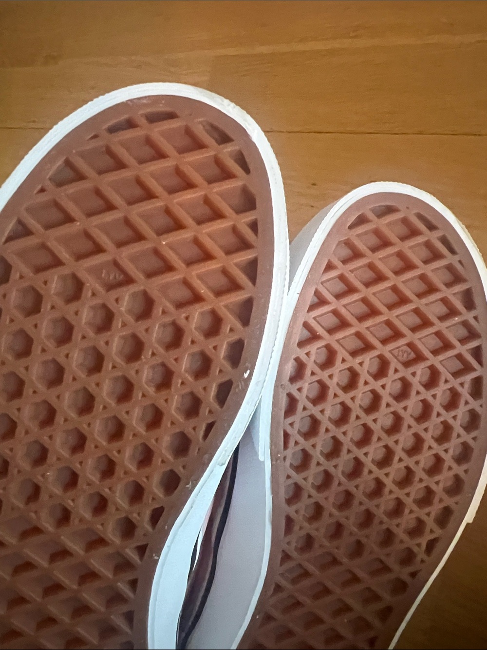 Vans Kids Checkerboard Slip-On in Pink and White - Picture 2 of 5